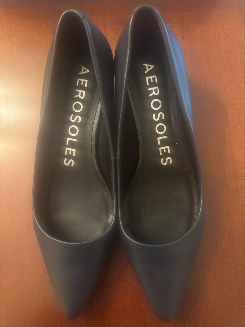 AEROSOLES Navy Pointed Kitten Heel-Worn Once-Thought I Purchased Black not Navy